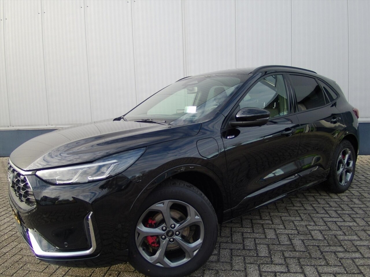 Ford Kuga - 2.5 PHEV 243pk e-CVT ST-Line X Electrische Trekhaak - AutoWereld.nl