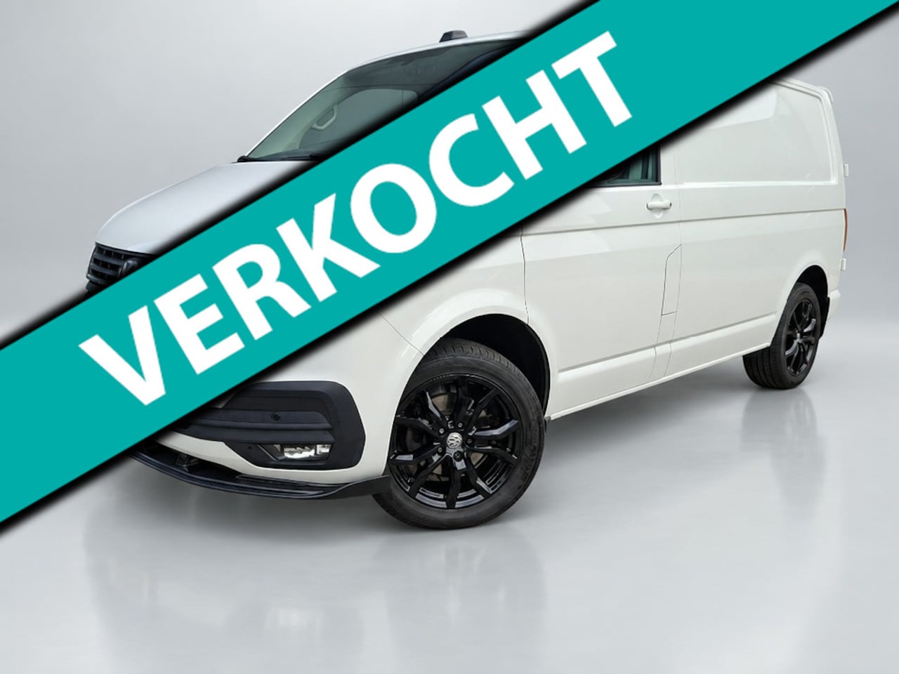 Volkswagen Transporter - * Automaat L1H1 * Parkeercamera * Navigatiesysteem * Cruise Control * LM Velgen * - AutoWereld.nl