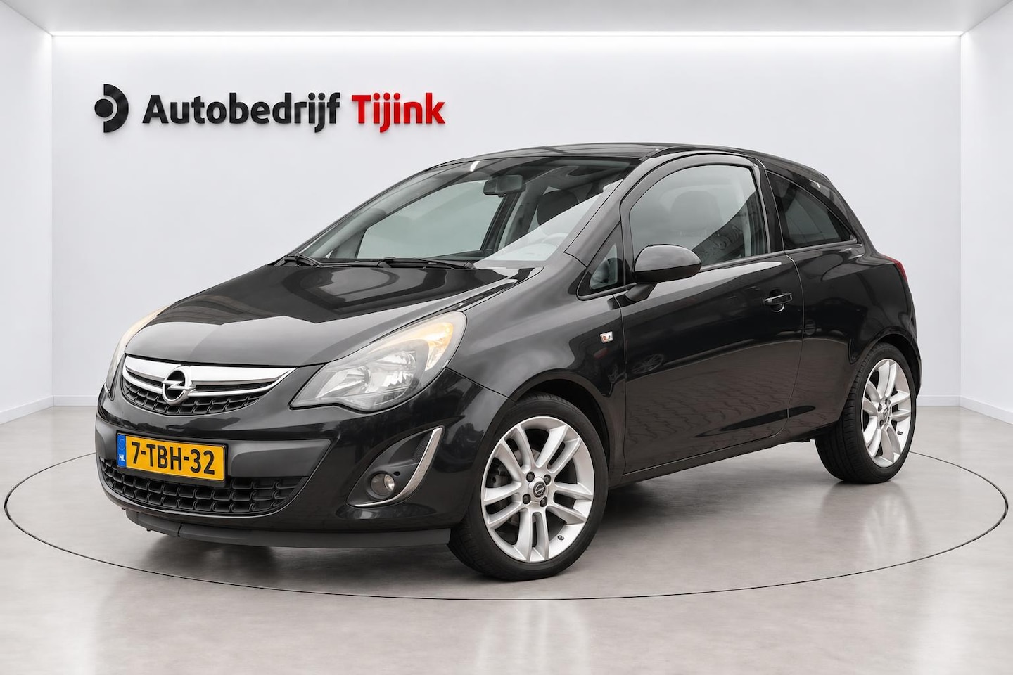 Opel Corsa - 1.4-16V Color Edition | Airco | Cruise | LMV | Navi | Stuurwielbediening | - AutoWereld.nl