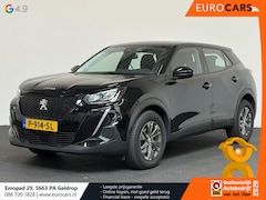Peugeot 2008 - 1.2 PureTech 101pk Active Pack Navigatie Apple Carplay/Android Auto Parkeersensoren achter