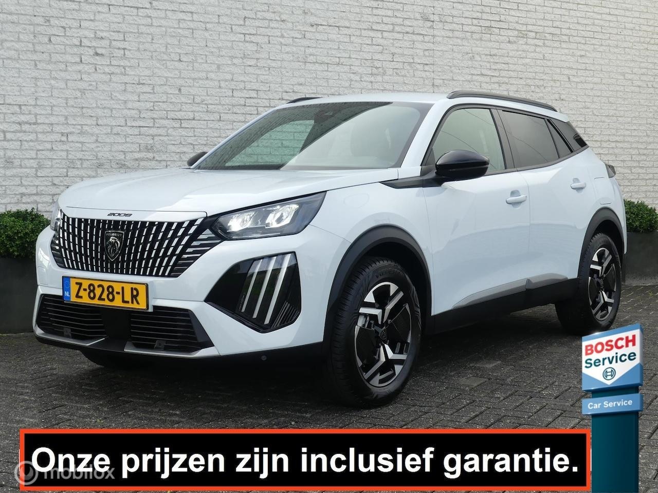Peugeot 2008 - ALLURE 1.2 130PK AUTOMAAT NAVI/TREKHAAK/CAMERA/i-COCKPIT3D/ADAP.CRUISE - AutoWereld.nl