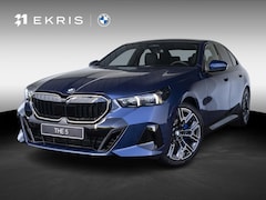 BMW 5-serie - 520i High Executive | M Sportpakket Pro | Innovation Pack | Travel Pack | Trekhaak | Panor