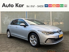 Volkswagen Golf - 1.0 TSI Life Climatronic Parkeersensoren Navigatie