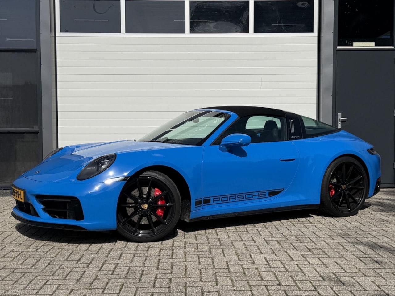 Porsche 911 Targa - 4S 992 PTS - AutoWereld.nl