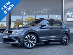 Volkswagen Tiguan - 2.0 TSI 4Motion Highline Business R Pano | Carplay | Dealer OH