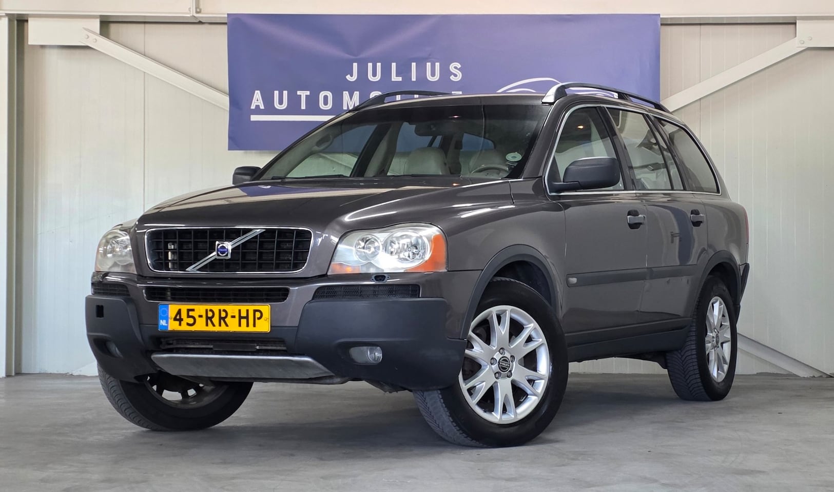 Volvo XC90 - 2.5 T Ocean Race 7-Persoons Trekhaak Xenon Leer - AutoWereld.nl