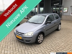Opel Corsa - 1.2-16V Essentia