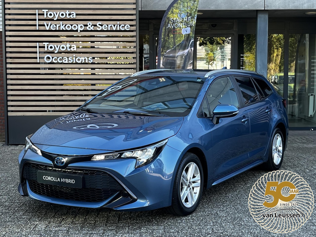 Toyota Corolla - 1.8 Hybrid Business Plus STOEL/STUURVERWARMING EL-ACHTERKLEP HEAD-UP APPLE/ANDROID KEYLESS - AutoWereld.nl