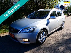 Kia Cee'd - 1.4 CVVT 90pk 1e eigenaar Clima Cruise Navi Trekhaak Historie