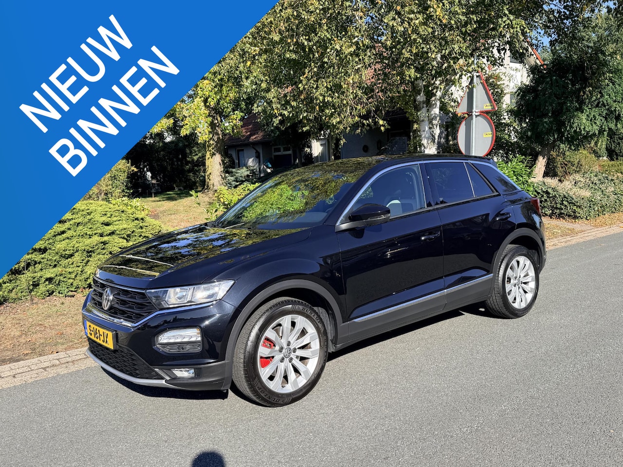Volkswagen T-Roc - 1.5 TSI Sport 150PK DSG•Navi•ACC - AutoWereld.nl