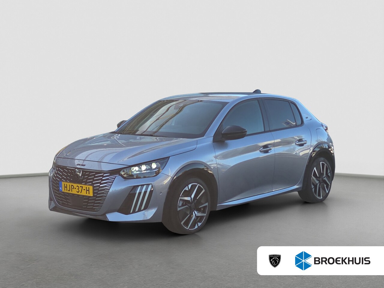 Peugeot 208 - 1.2 Hybrid 145 e-DCS6 GT Camera voor+achter | Adaptive CC | Keyless | Full LED | Full map - AutoWereld.nl