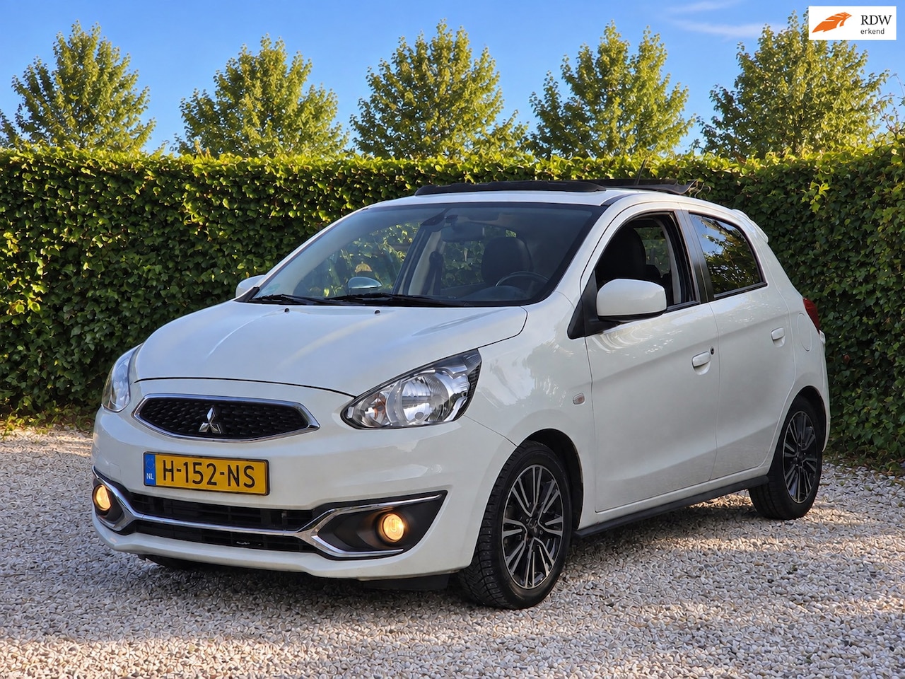 Mitsubishi Space Star - 1.2 CABRIODAK!/Carplay/Stoelverw/Airco - AutoWereld.nl