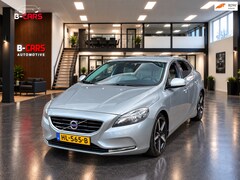 Volvo V40 - 1.6 D2 Summum R-Design|StoelMM|Aut|Leer|Camera|