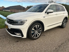 Volkswagen Tiguan - 2.0 TDI Sport&Style 4Motion R