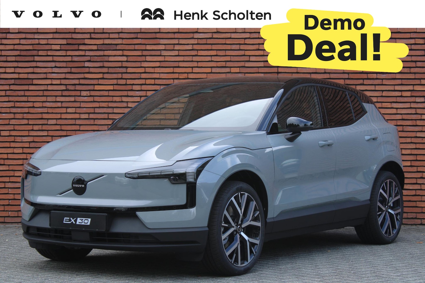Volvo EX30 - P8 AWD Plus Black Edition Europa 69 kWh | Elektrisch verstelbare voorstoelen | Stoel-/ stu - AutoWereld.nl