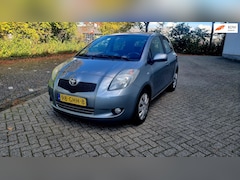 Toyota Yaris - 1.3 VVTi Sol