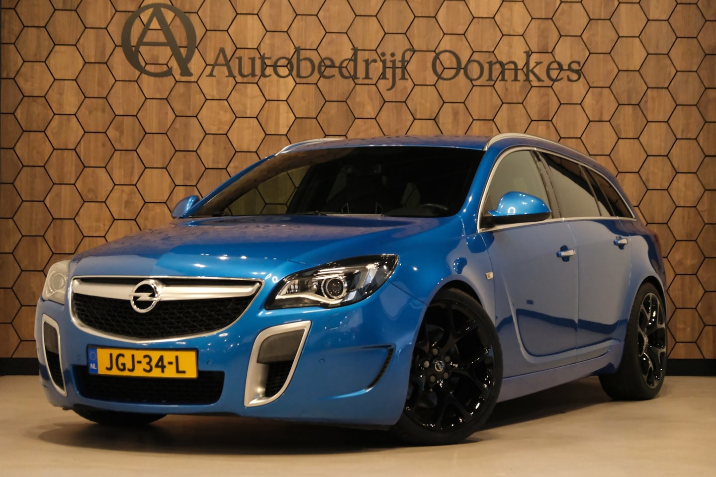 Opel Insignia Sports Tourer - 2.8 T OPC 4x4 325pk! *Recaro Sportleder* 121dkm Navi/Camera/20" LMV OPC BLUE - AutoWereld.nl
