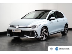 Volkswagen Golf - 1.5 eHybrid GTE 272PK | Achteruitrijcamera | Head-up display | Lichtmetalen velgen 7-spaak