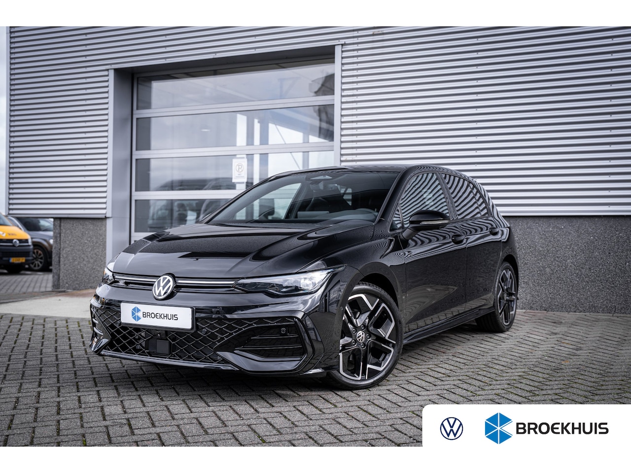 Volkswagen Golf - VIII Lim. 1.5 eTSI 110 kW R-Line | Adaptive Cruise Control ACC and Front Assist with Pedes - AutoWereld.nl