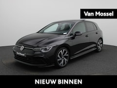 Volkswagen Golf - 1.5 eTSI R-Line | Panoramadak | Navigatie | Achteruitrijcamera | Trekhaak | LED Matrix | B