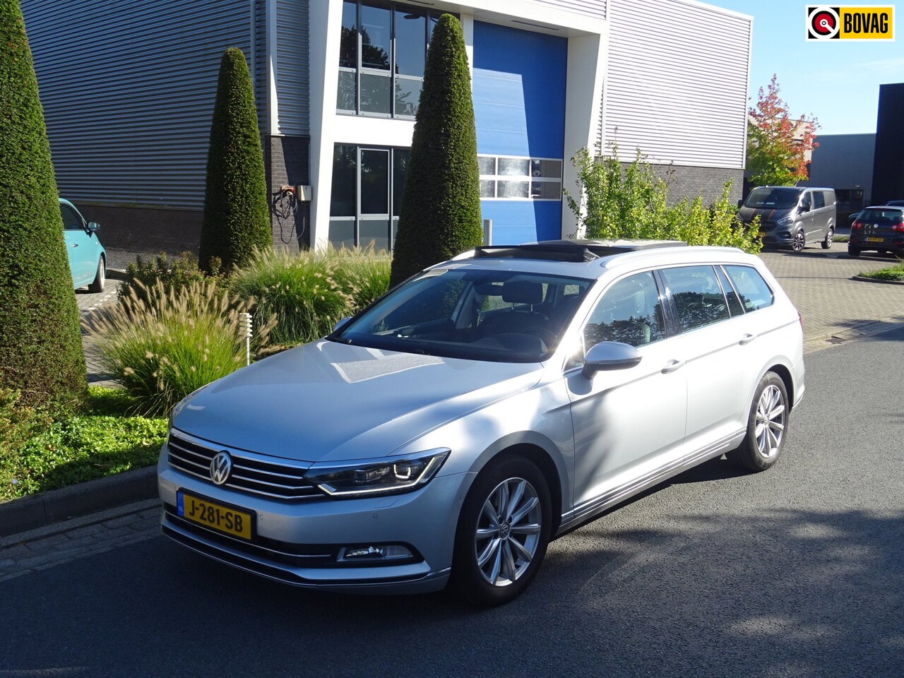 Volkswagen Passat Variant - 1.4 TSI ACT Highline | Panorama | Camera | 100% Onderhouden - AutoWereld.nl