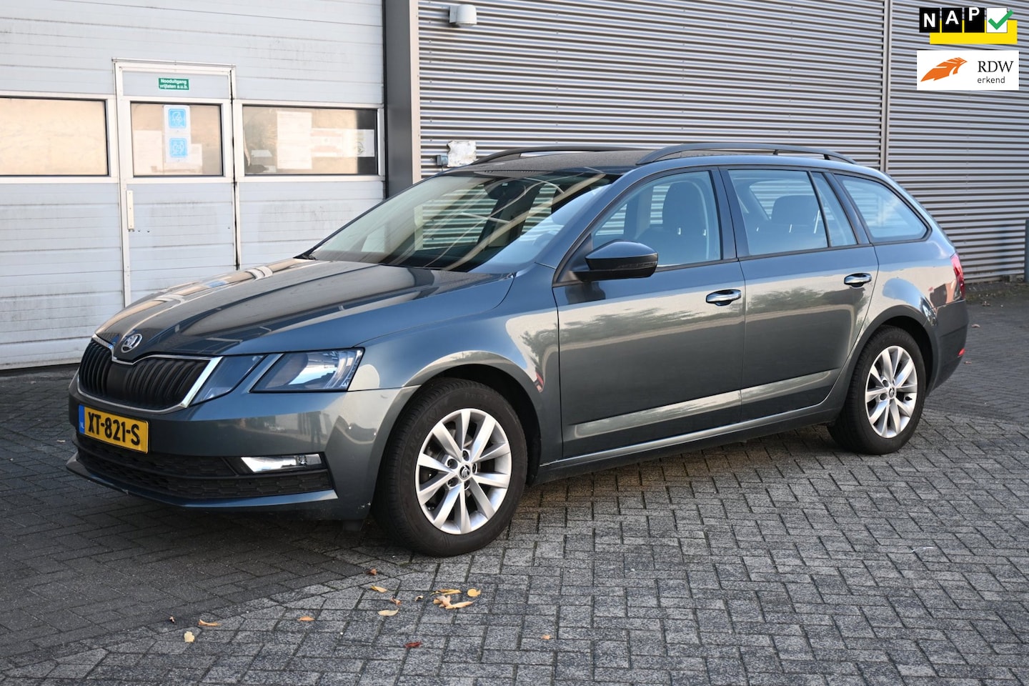 Skoda Octavia Combi - 1.6 TDI Greentech Business, Airco, Ecc, Navi, Camera. - AutoWereld.nl
