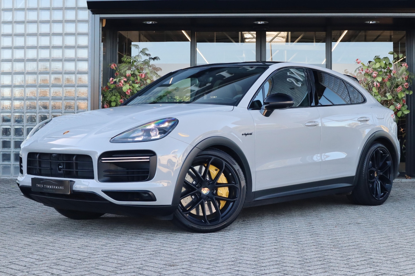 Porsche Cayenne Coupé - 4.0 Turbo S E-Hybrid | Keramisch, Carbon, Burmester High End, Trekhaak, Sport Chrono, Driv - AutoWereld.nl