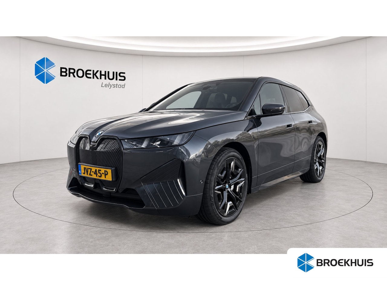BMW iX - xDRIVE45 101KWH / LEDER / FULL-LED / SKY LOUNGE / SOFT-CLOSE / 22" LMV /  ELEKTR. TREKHAAK - AutoWereld.nl