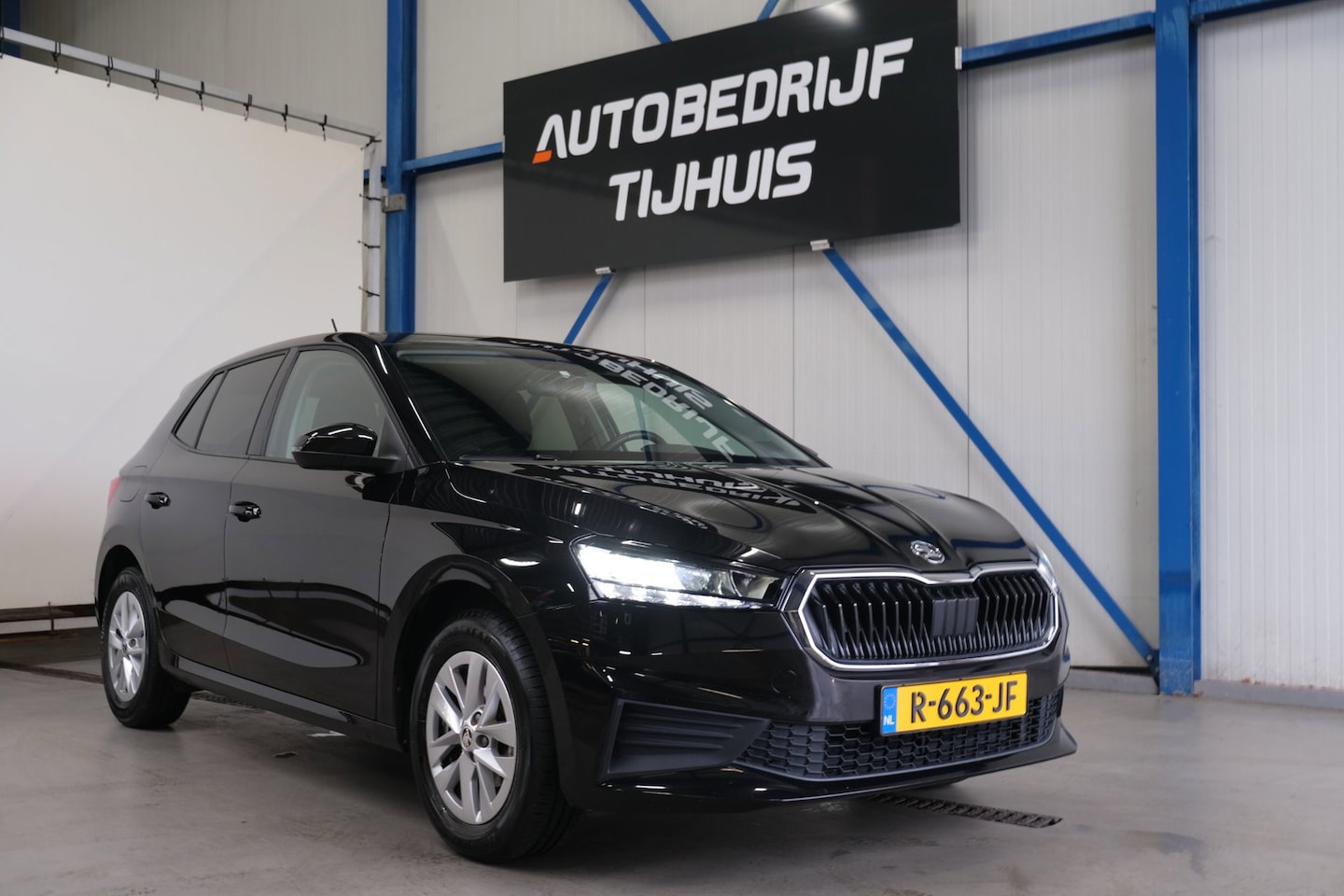 Skoda Fabia - 1.0 TSI Ambition - N.A.P. Airco, Cruise, PDC. - AutoWereld.nl