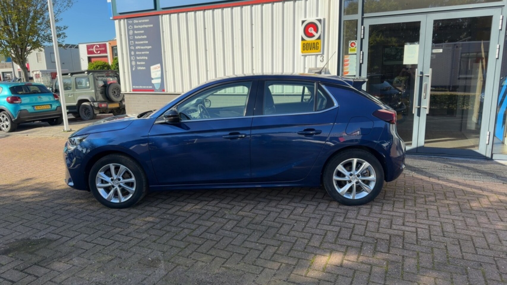 Opel Corsa - Automaat 1.2 Elegance ,Apple car,Pdc,Cruise Automaat - AutoWereld.nl