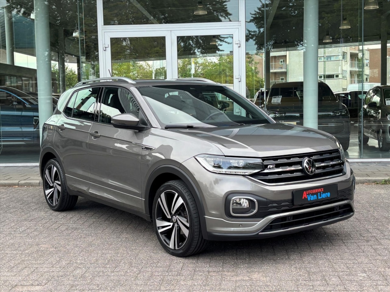 Volkswagen T-Cross - 1.0 TSI 110pk 7-DSG R-Line|Navi|LED|Carplay|Adapt.Cruise| Rijklaarprijs incl. garantie - AutoWereld.nl
