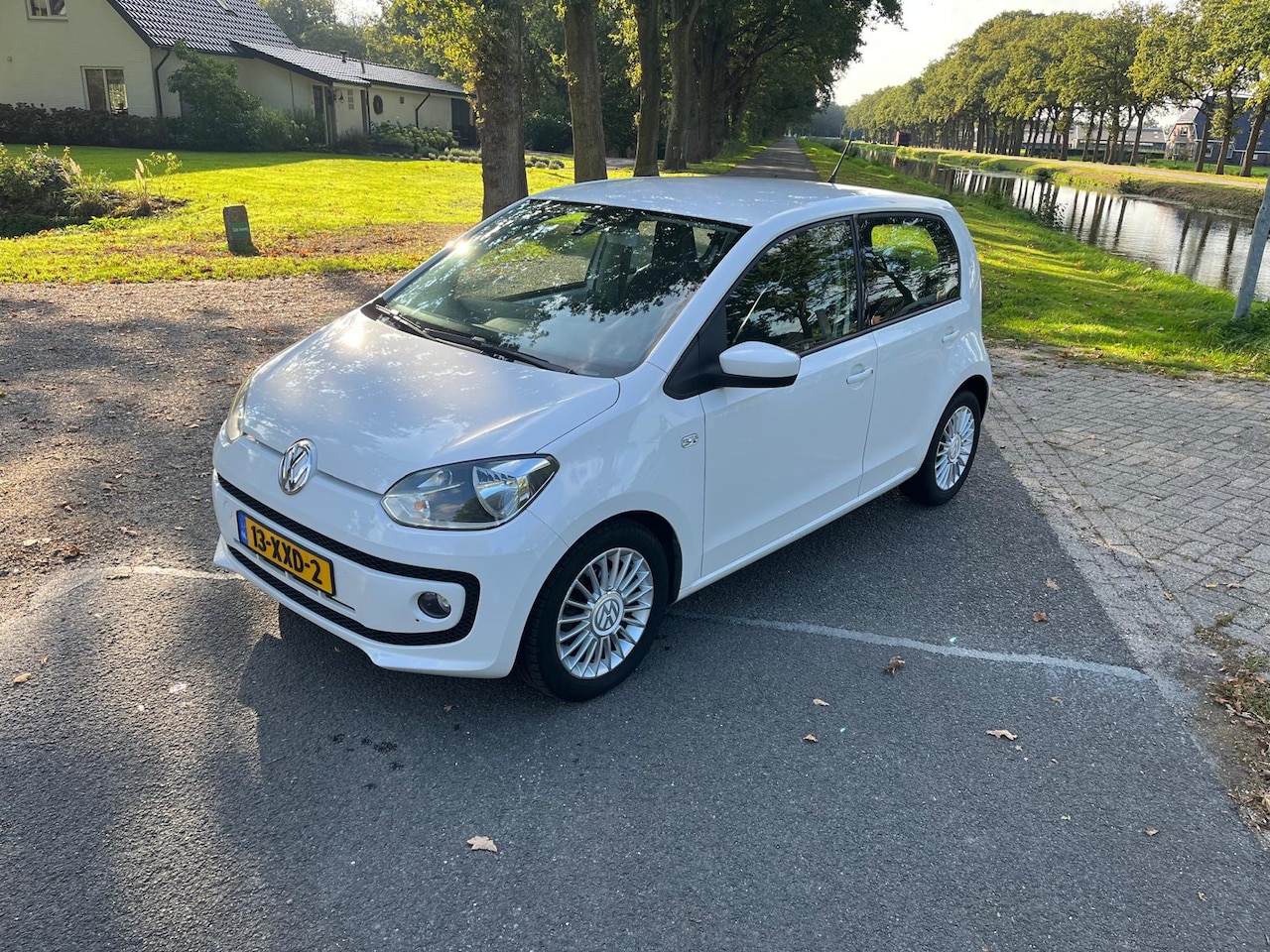 Volkswagen Up! - 1.0 high up! BlueMotion - AutoWereld.nl