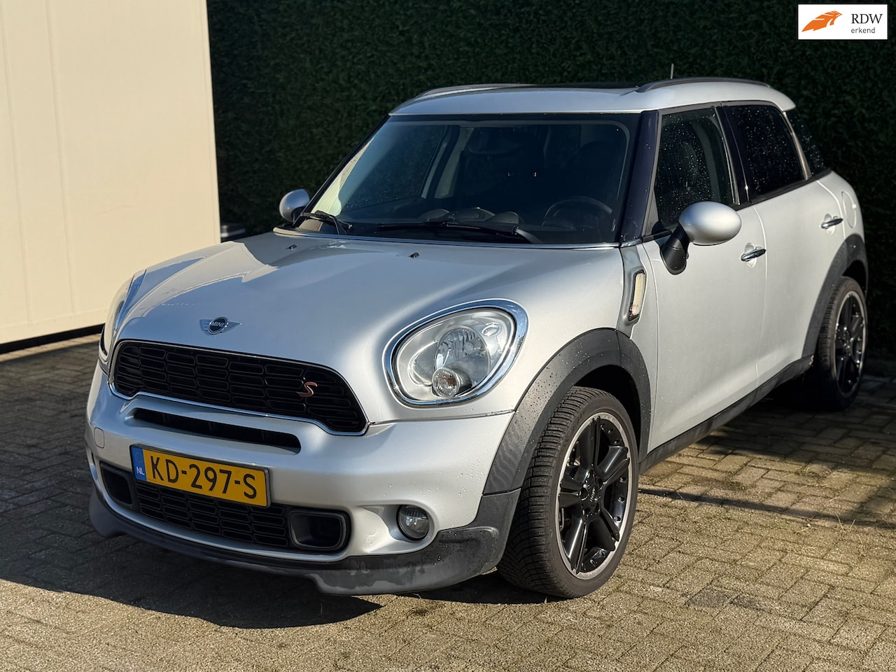 MINI Countryman - 1.6 Cooper S Chili | Pano | Carplay | Trekhaak | Airco | Onderhoudsboekje | LMV - AutoWereld.nl