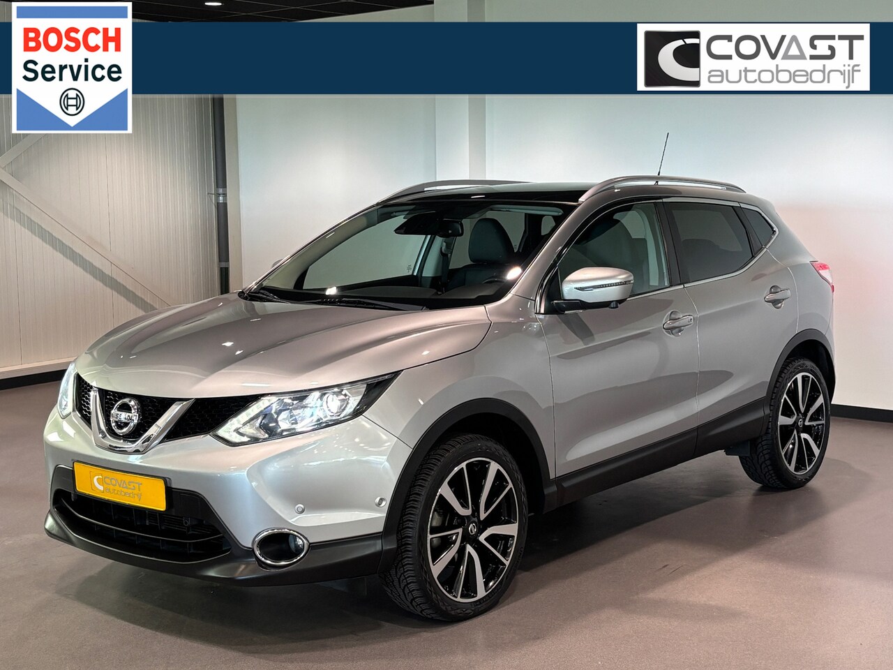 Nissan Qashqai - 1.2 Tekna 1eEig/Dealer-oh.|Leder|Trekhaak|Panoramadak|Navigatie|Camera - AutoWereld.nl