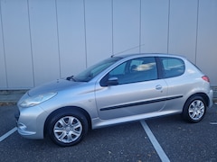 Peugeot 206 - 1.1 XR