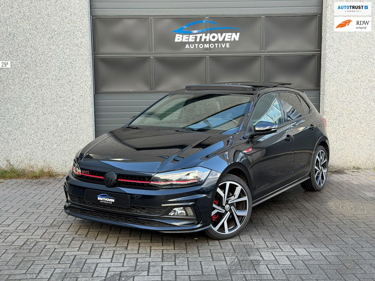 Volkswagen Polo - 2.0 TSI GTI Pano/Carplay - AutoWereld.nl