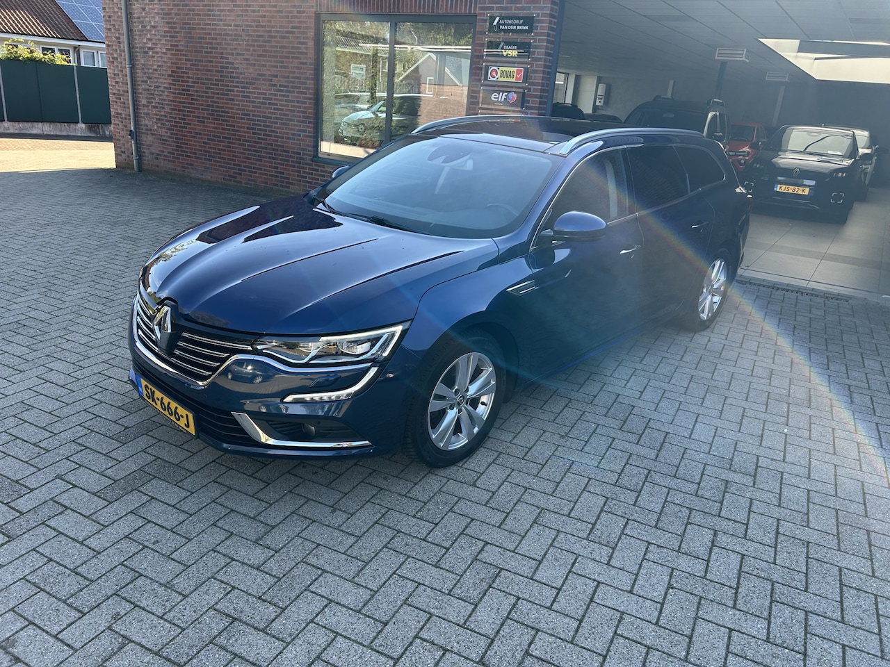 Renault Talisman Estate - 1.6 TCe Zen/Pano/all season/bose/leder bekleding - AutoWereld.nl
