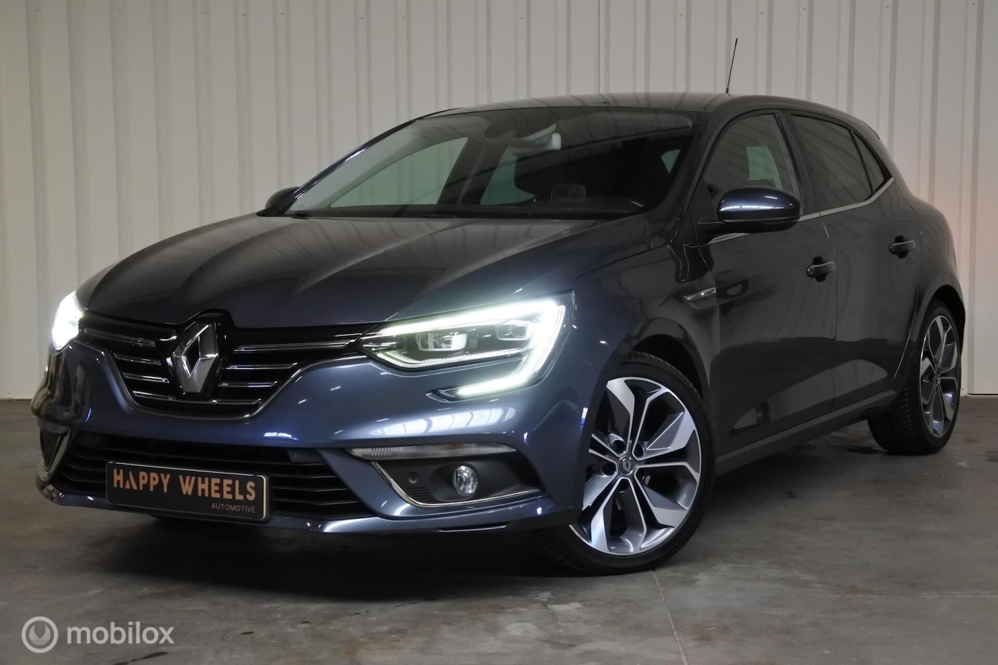 Renault Mégane - I 1.2 I GT-Line I Carplay I Camera I Bose - AutoWereld.nl