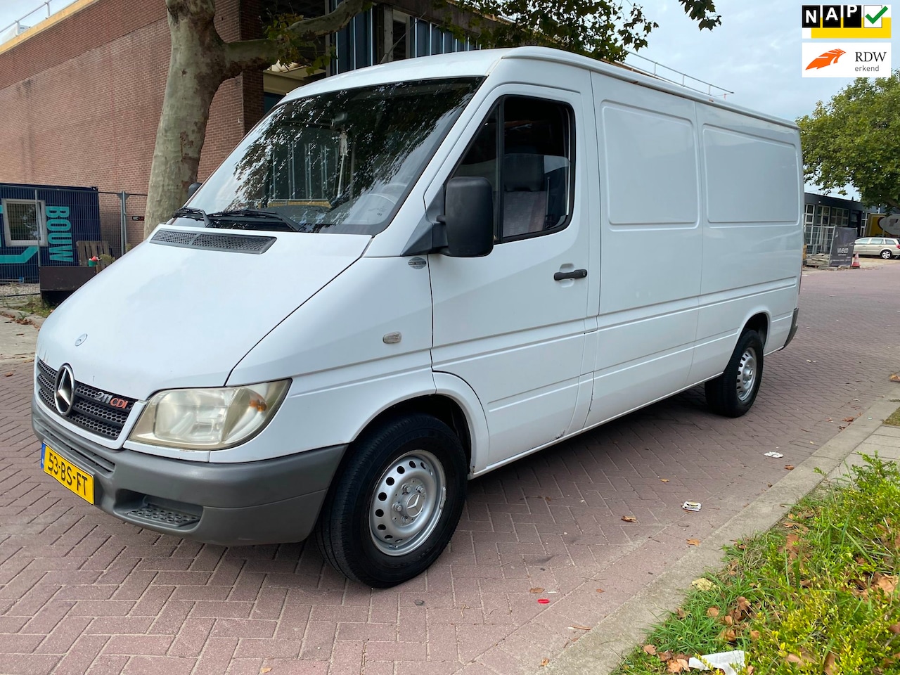 Mercedes-Benz Sprinter - 211 CDI 2.2 355 / Airco / 161.130 KM NAP / Elek Ramen / Elek Spiegels / WEINIG KM MET NAP - AutoWereld.nl