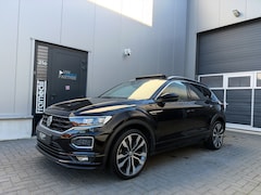 Volkswagen T-Roc - 1.5 TSI Sport 3x R-Line Pano | Keyless | Camera | Trekhaak | ACC | LED | NL Auto