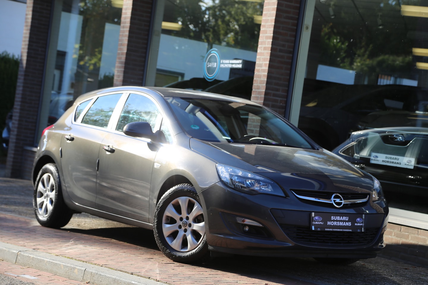 Opel Astra - 1.4 Turbo Blitz Navi - AutoWereld.nl