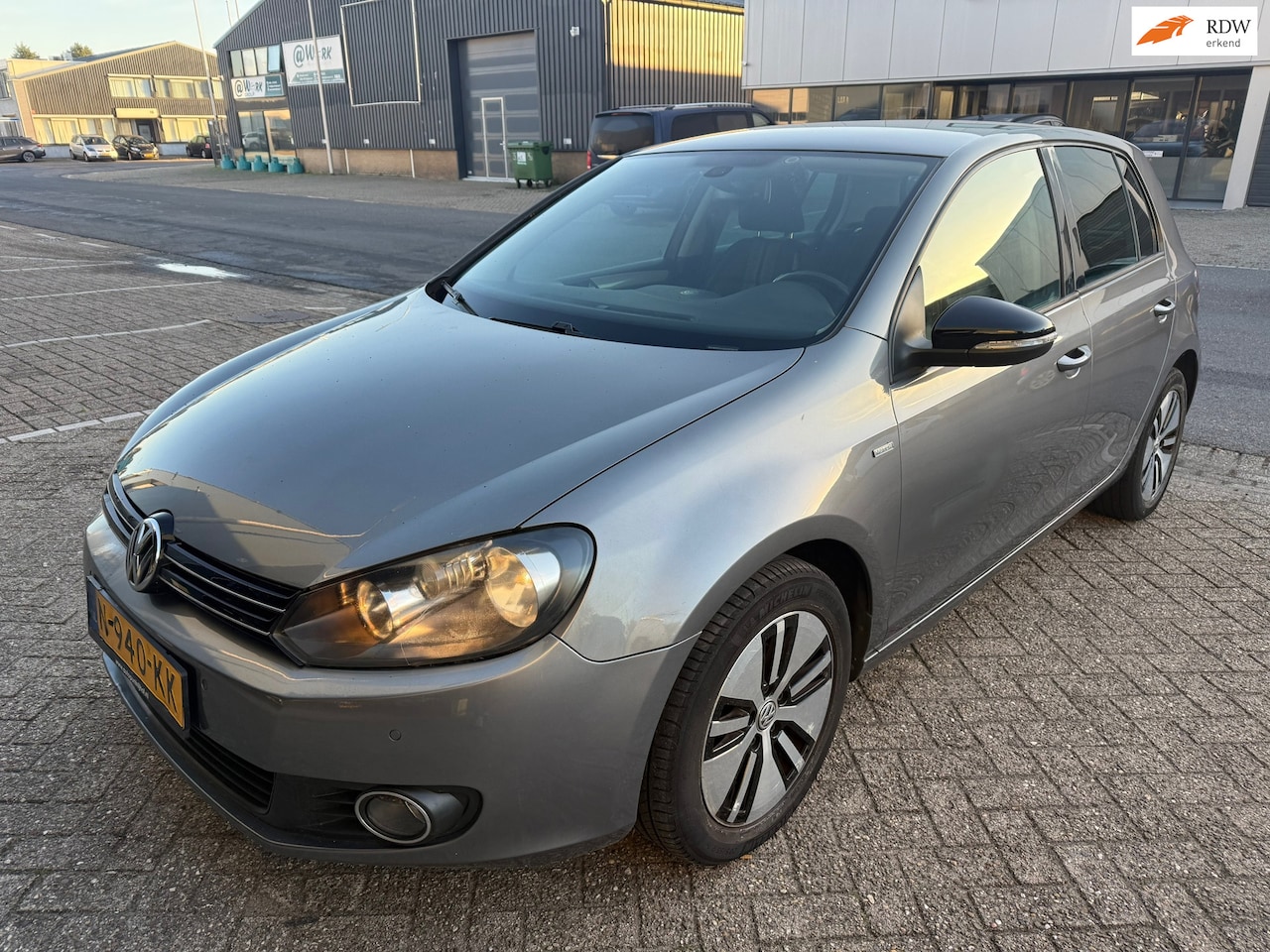 Volkswagen Golf Variant - 1.2 TSI Trendline / 1 JAAR APK / AIRCO / 2 SLEUTELS / NAVI / MOTOR 100% / MEENEEM PRIJS!!! - AutoWereld.nl
