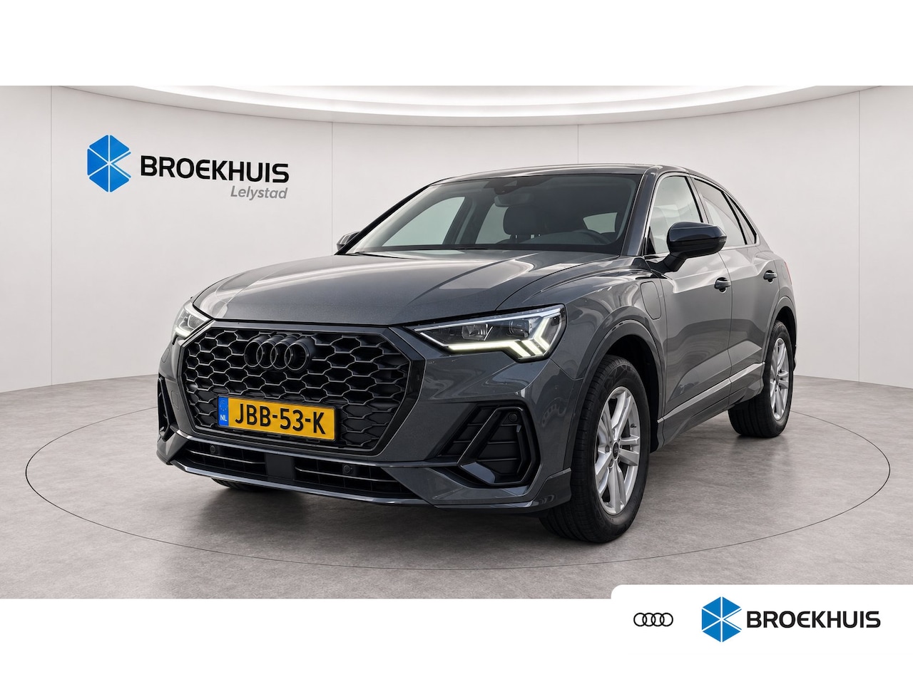 Audi Q3 Sportback - 45 TFSIe ADVANCED EDITION / NAV / CLIMA / FULL-LED / PDC / NARDO GREY / BLUETOOTH / CRUISE - AutoWereld.nl
