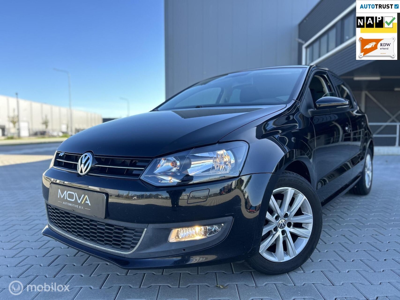 Volkswagen Polo - 1.4-16V R-LINE|APK|CARPLAY|AIRCO|CRUISE CONT - AutoWereld.nl