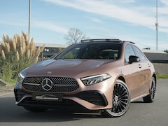 Mercedes-Benz A-klasse - 250 e AMG Panoramadak|360°Camera|Keyless|Sfeerverlichting|Night pakket|Roségoud