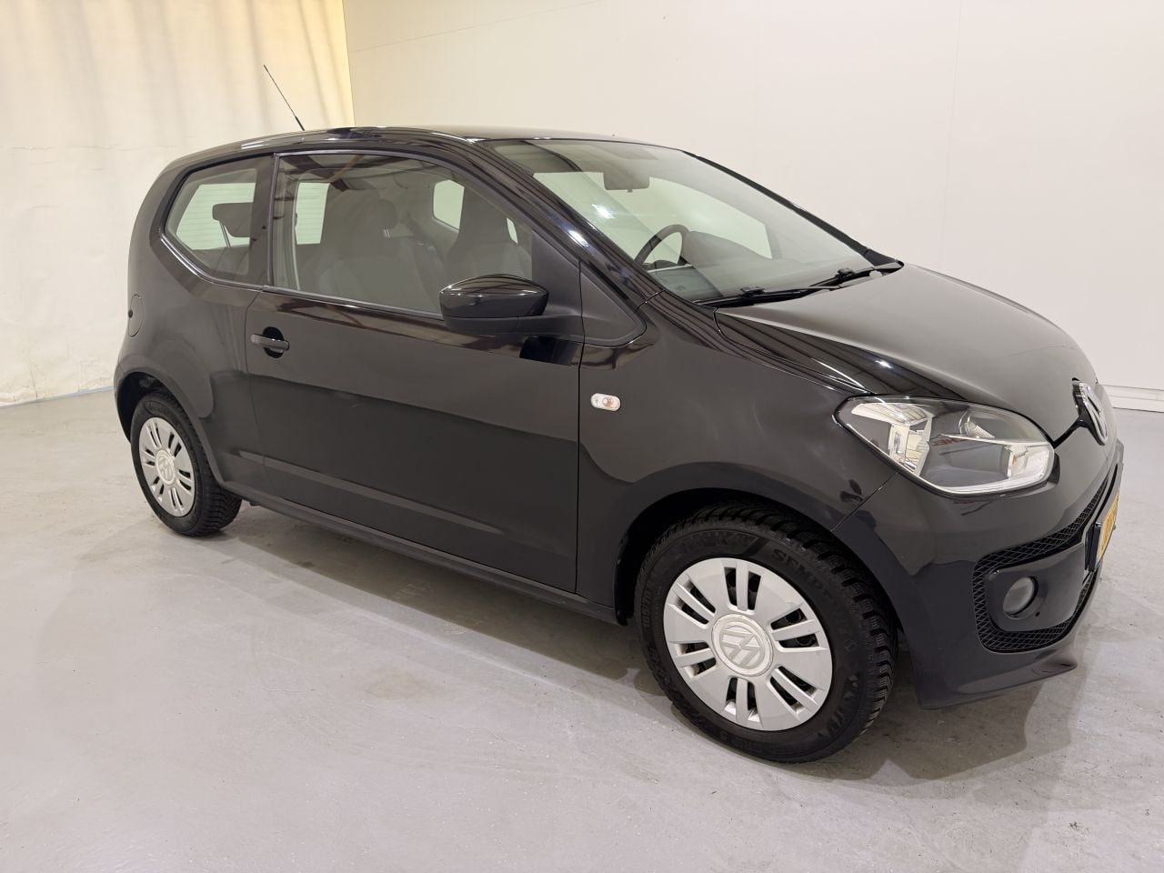 Volkswagen Up! - 1.0 Take Up Airco Stoelverwarming - AutoWereld.nl