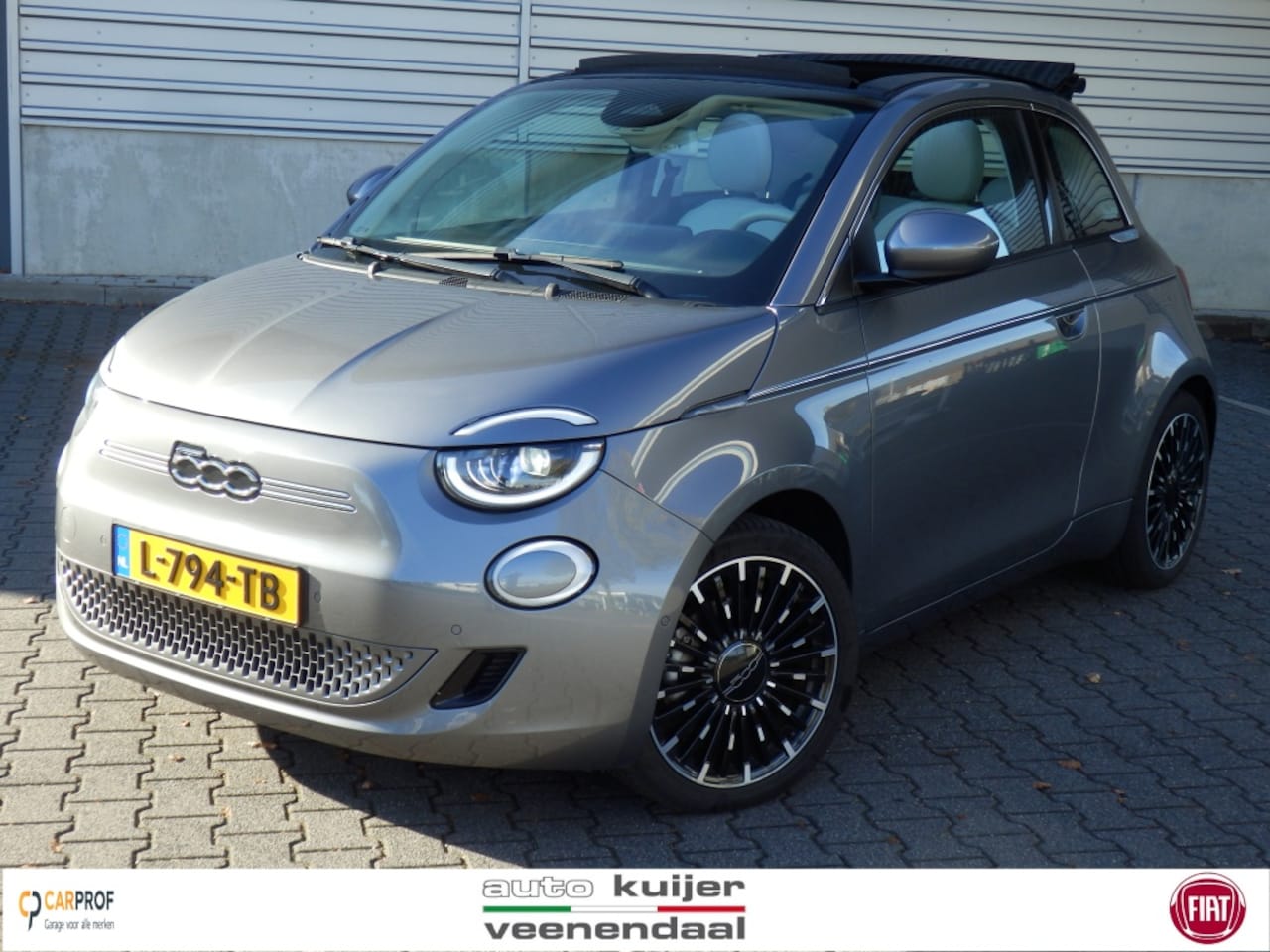 Fiat 500e - La Prima 42 kWh I Cabrio I SOH 93 % I 1e eig I Nav I - AutoWereld.nl