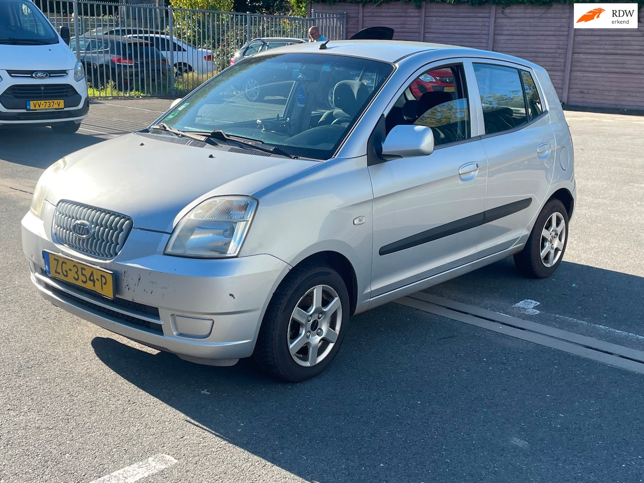 Kia Picanto - 1.1 LX Airco Stuurbekrachtiging Handel / Export - AutoWereld.nl