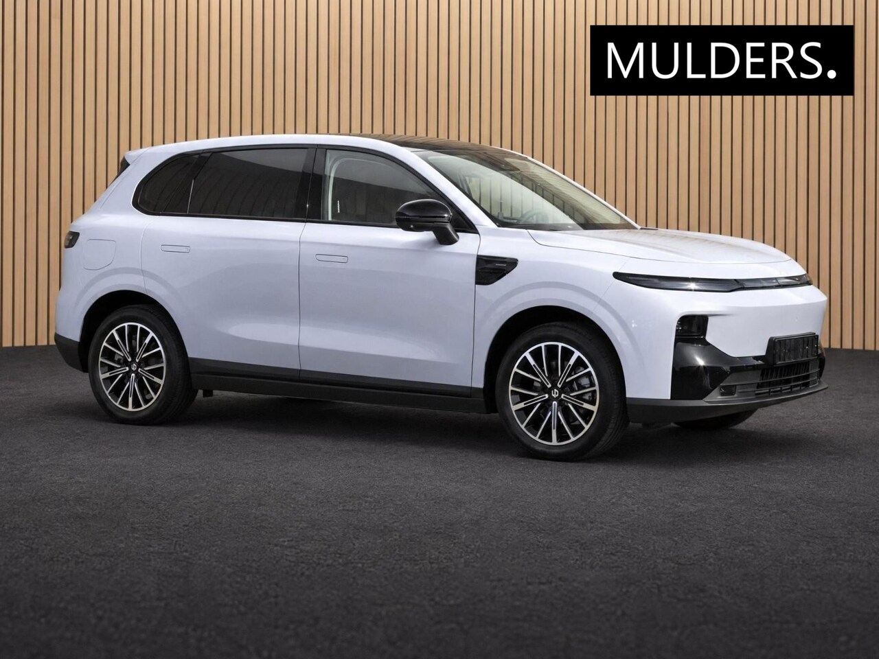 Leapmotor B10 - Design ProMax 67.1 kWh VOORRAAD KORTING - AutoWereld.nl
