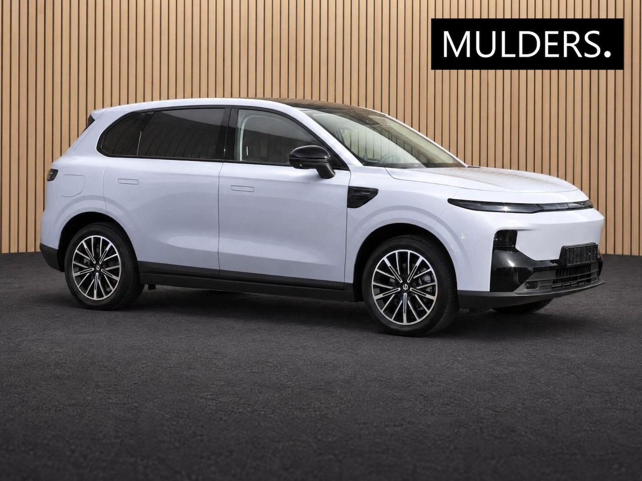 Leapmotor B10 - Design ProMax 67.1 kWh VOORRAAD KORTING - AutoWereld.nl